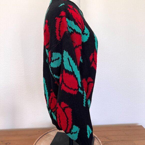 80's Pullover Sweater - Black with Red Roses - Size Medium - Picture 2 of 6